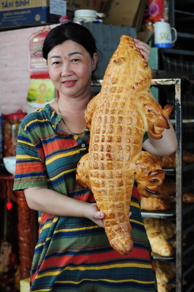 Vietnamese Banh Mi appears in creative variations with video 5957 anh4 wicf
